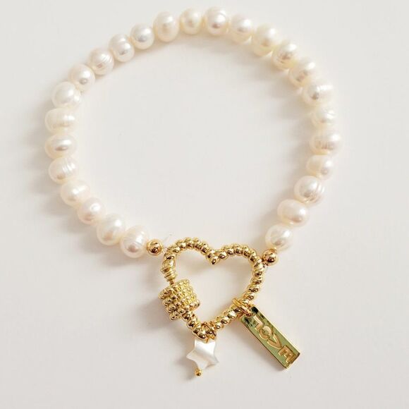 Ivory Pearl Stretch Bracelet - Picture 11 of 13